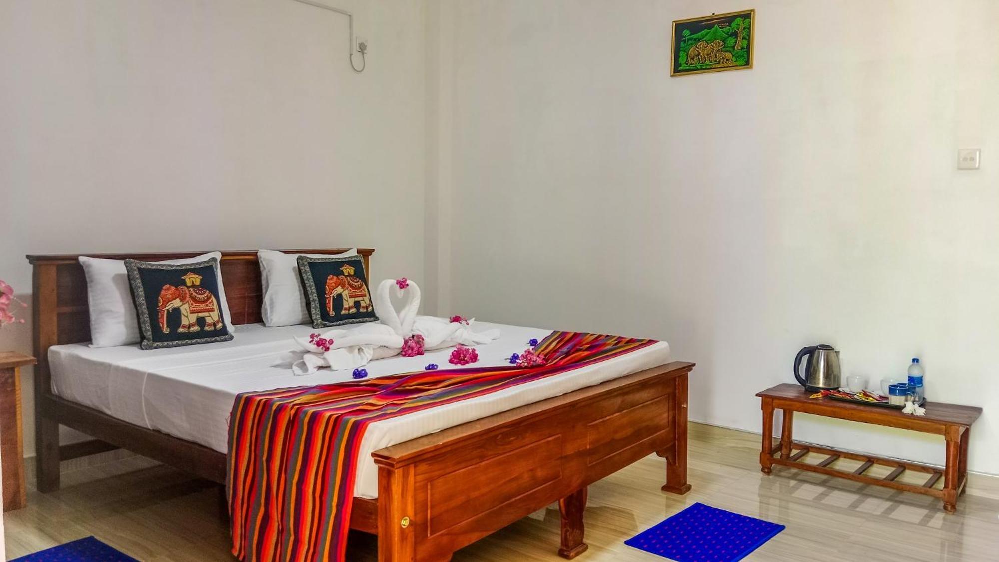 Gimhana Homestay Sigiriya Bagian luar foto